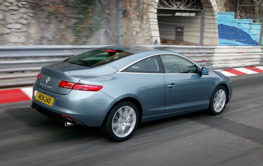  Renault Unveils Laguna Coupe 2008 года  (фото 3 из 4)